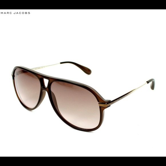 Marc Jacobs Accessories - Marc Jacobs aviator sunglasses - EUC